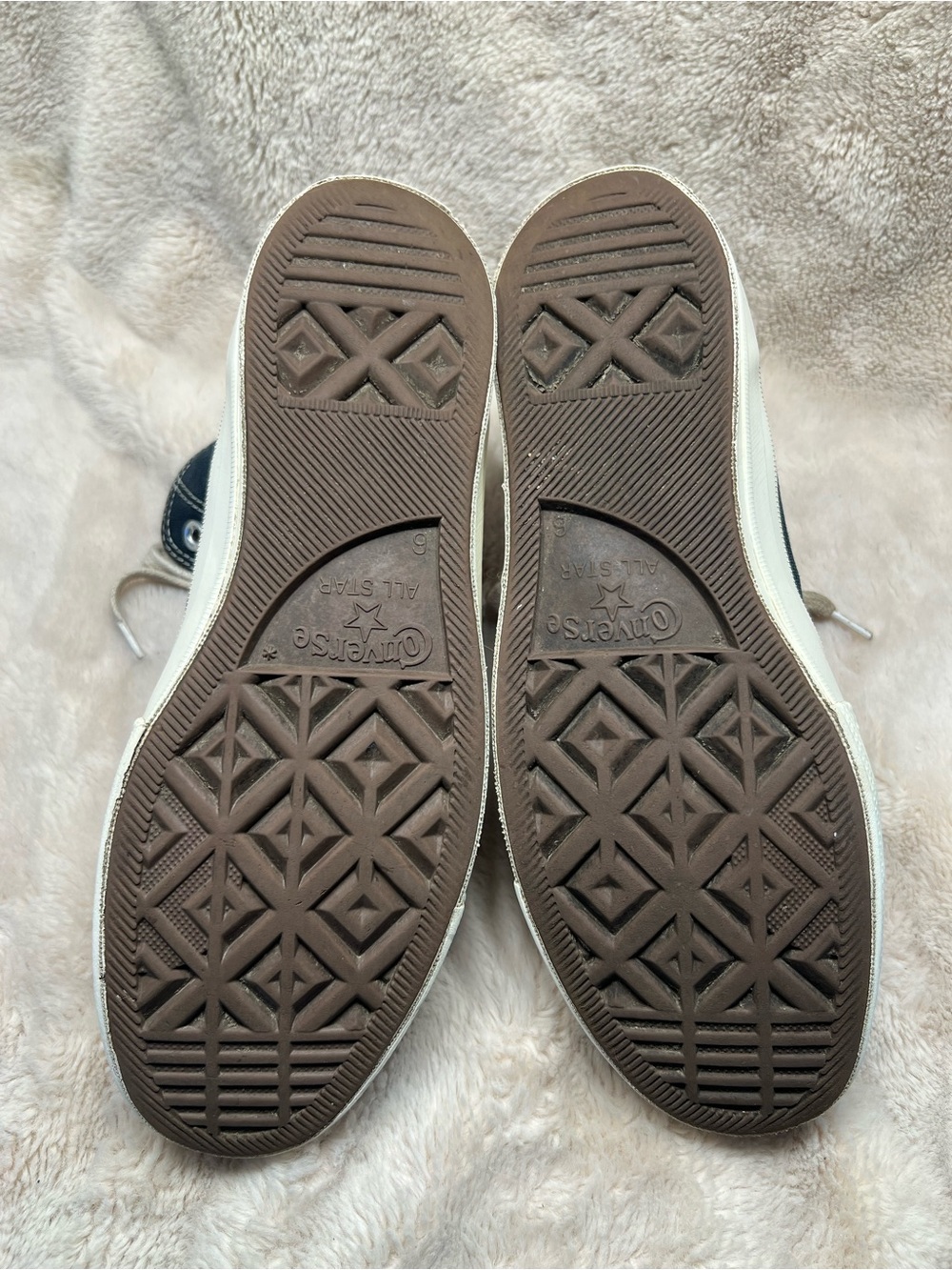 Converse x PLAY Comme des Garçons Chuck high-top sneakers - Picture 4 of 8